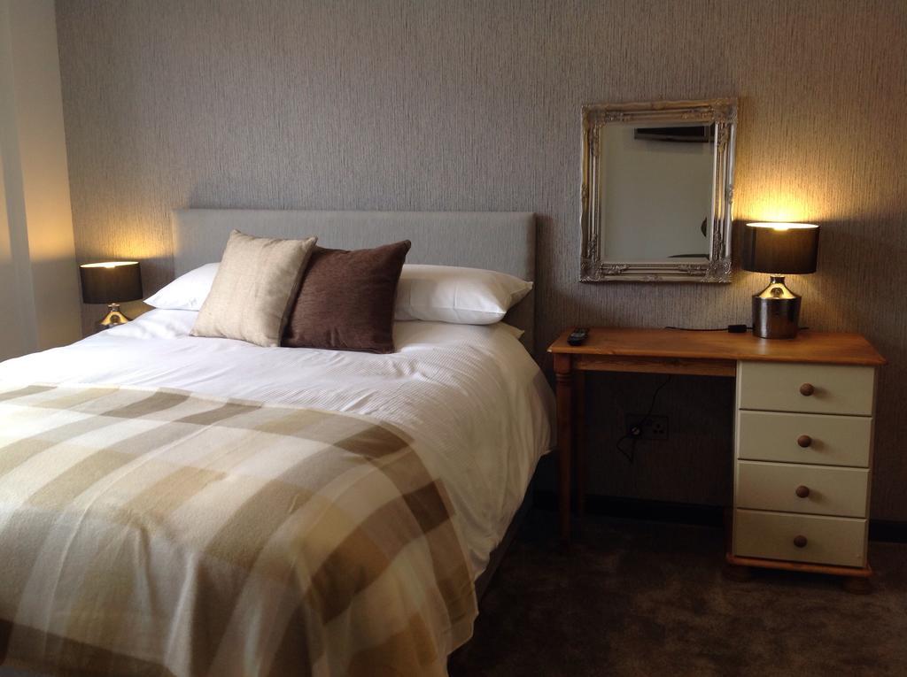 Rooms @ Number Six Oakham Room photo